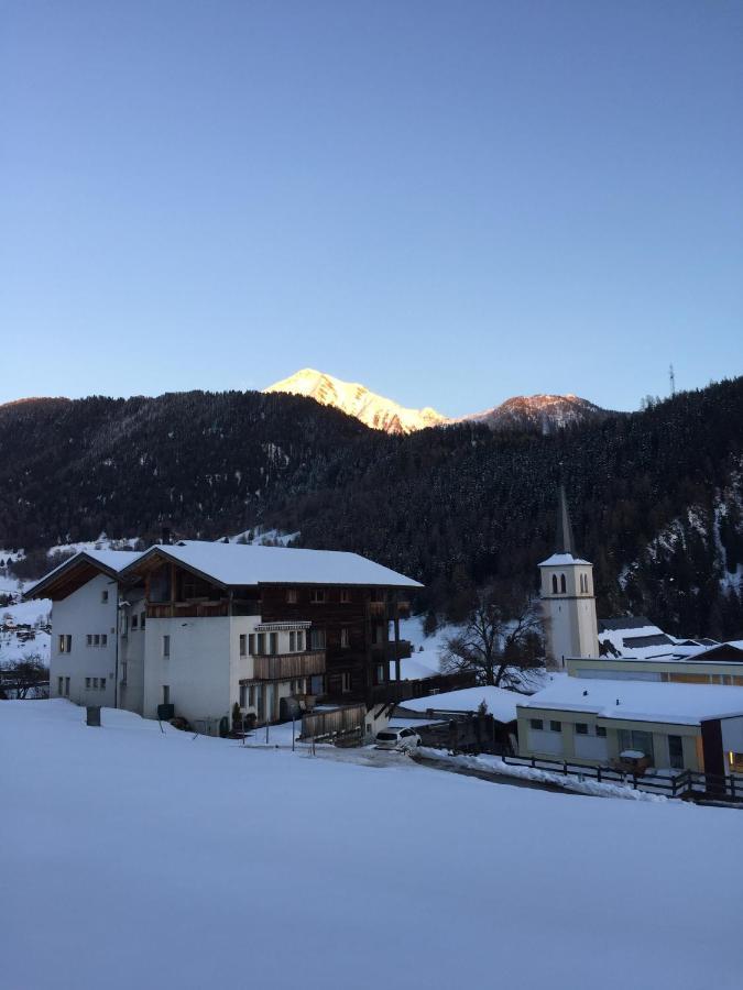 Ferienwohnung Lax Wallis Exterior foto
